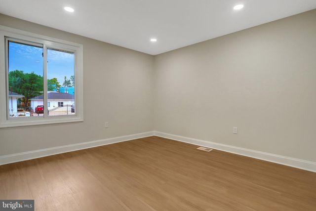 2829 JOSEPH MAKELL CT, Alexandria, VA 22306