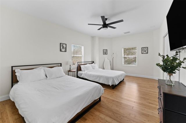 680 25TH AVENUE S, St Petersburg, FL 33705