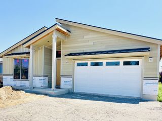 411 E Diamond Peak Avenue, Sisters, OR 97759