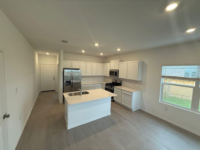 109 Imola ST, Hutto, TX 78634