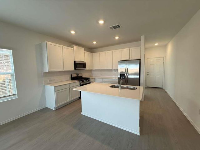 109 Imola ST, Hutto, TX 78634