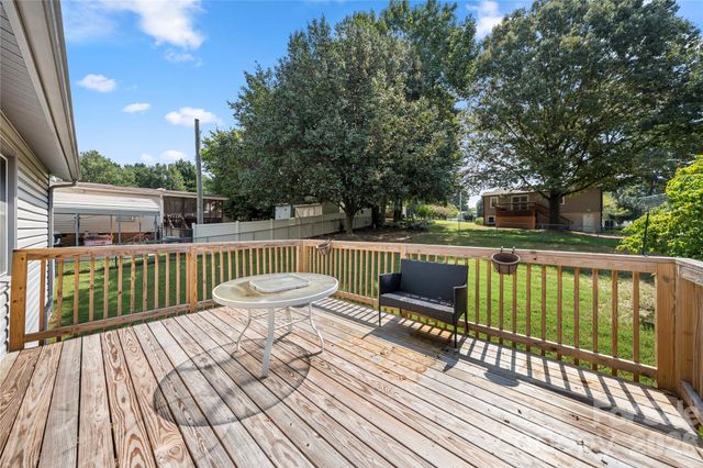 1810 Oak Hollow Road, Gastonia, NC 28054