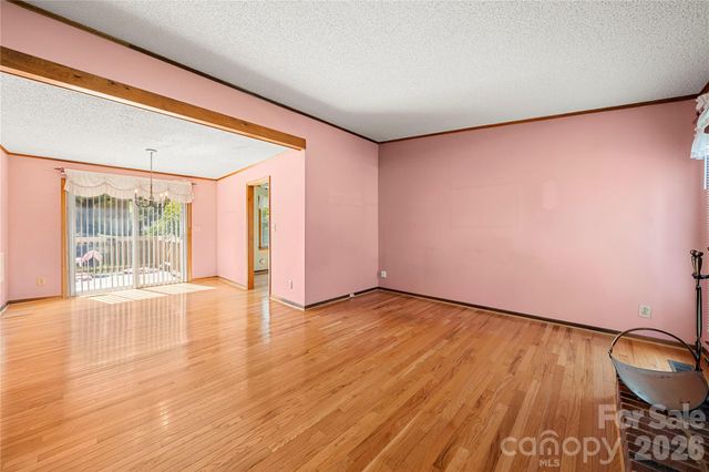 1810 Oak Hollow Road, Gastonia, NC 28054