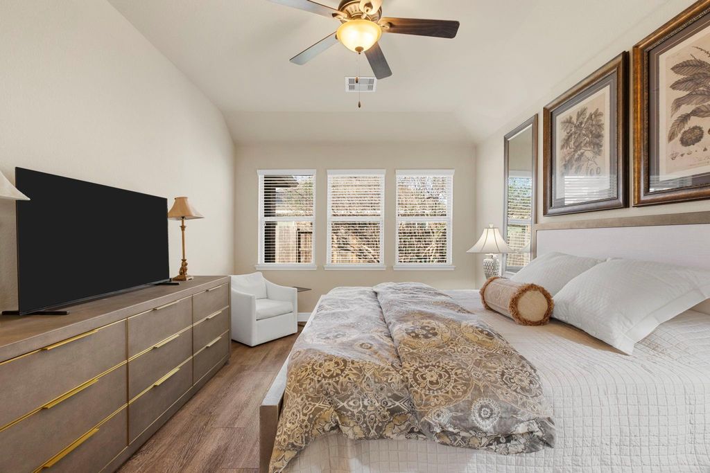 Image 28 of property listing at 11731 Cielo Court, Richmond, TX 77406