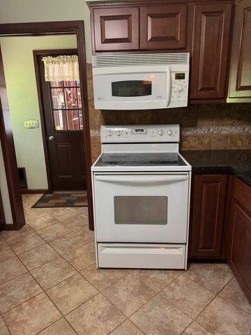 2645 White Lake Drive, Whitehall, MI 49461