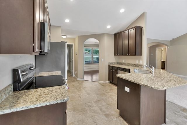 102 Blue Heron Circle, Simpsonville, SC 29680