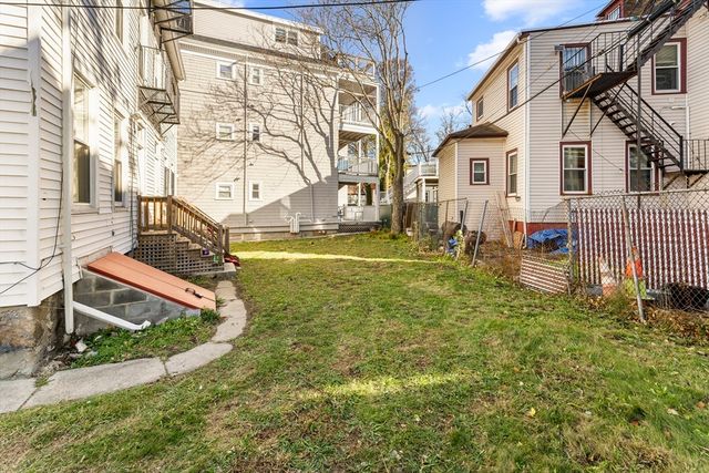 22 Rockville Park, Boston, MA 02119
