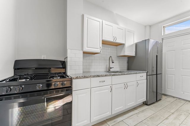 22 Rockville Park, Boston, MA 02119