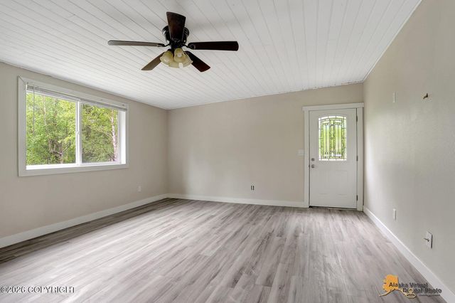 6061 E Pike Avenue, Wasilla, AK 99654