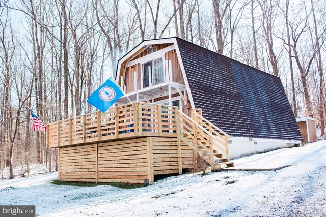 1659 S LAKESHORE DR, Louisa, VA 23093