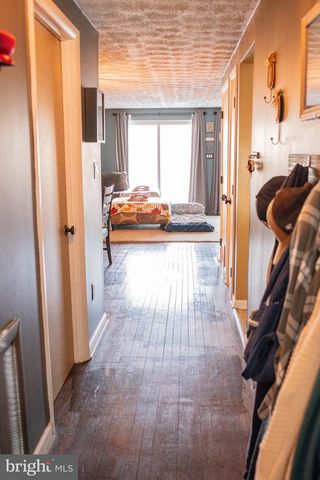 1659 S LAKESHORE DR, Louisa, VA 23093