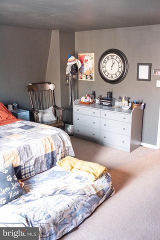 1659 S LAKESHORE DR, Louisa, VA 23093