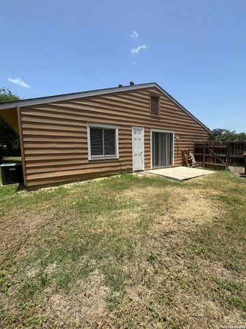 8806 WILD MDWS, Converse, TX 78109