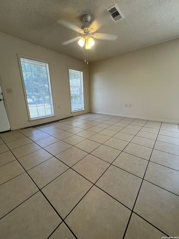 8806 WILD MDWS, Converse, TX 78109