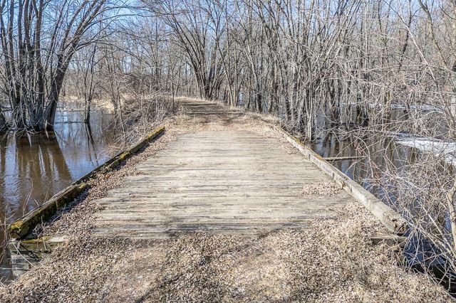 N5201 LOWER ROAD, Shiocton, WI 54170