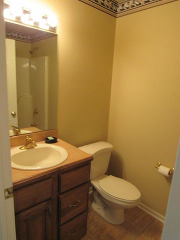 6063 Belmont Ct Court, Grand Blanc, MI 48439