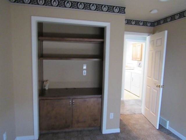 6063 Belmont Ct Court, Grand Blanc, MI 48439
