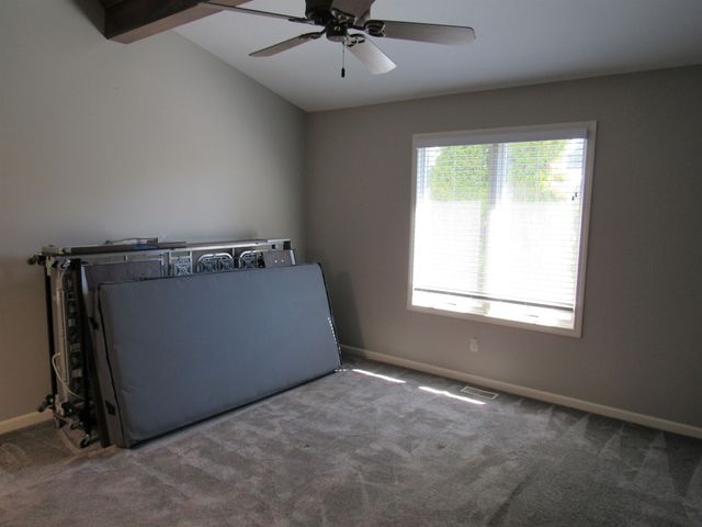 6063 Belmont Ct Court, Grand Blanc, MI 48439