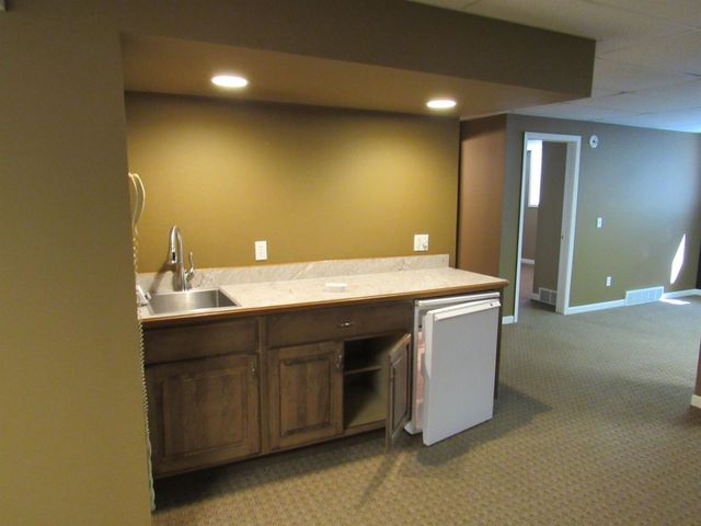 6063 Belmont Ct Court, Grand Blanc, MI 48439