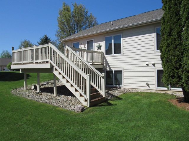 6063 Belmont Ct Court, Grand Blanc, MI 48439