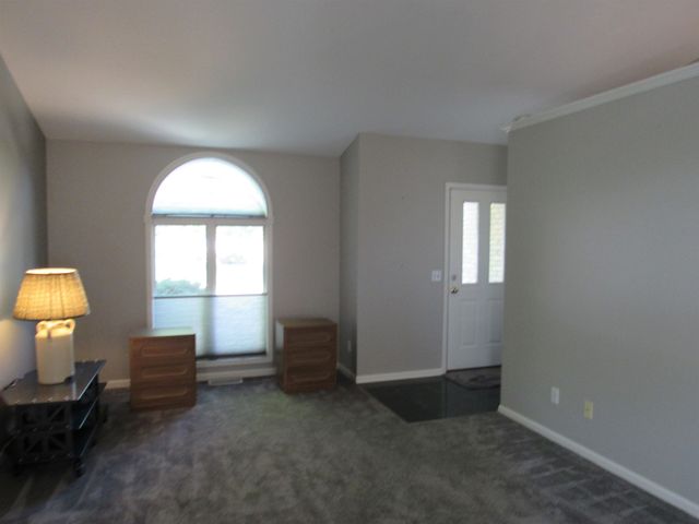 6063 Belmont Ct Court, Grand Blanc, MI 48439