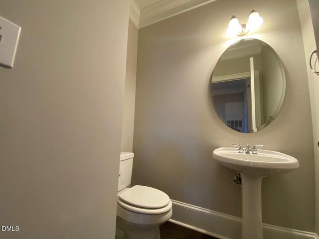 421 Waterford Lake Drive 421, Cary, NC 27519