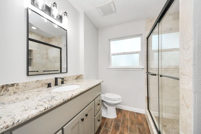 6015 Mcknight Street, Houston, TX 77035