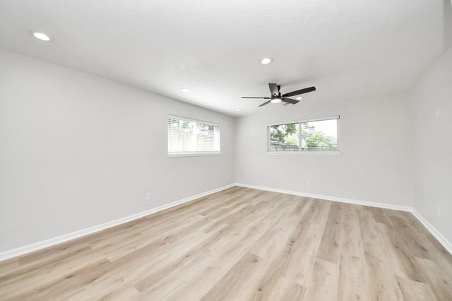 6015 Mcknight Street, Houston, TX 77035