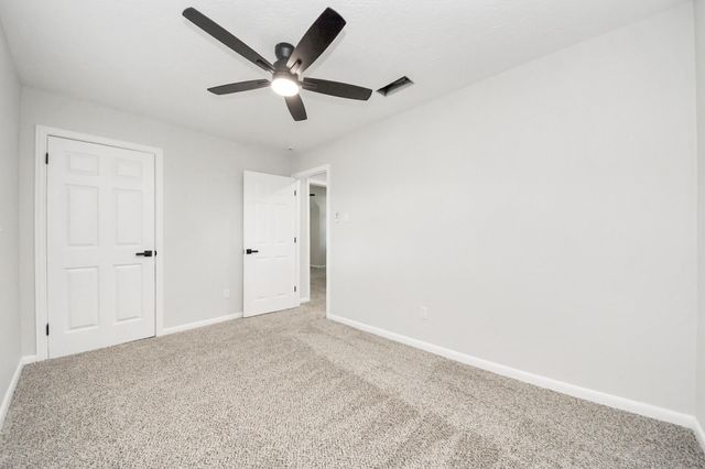 6015 Mcknight Street, Houston, TX 77035