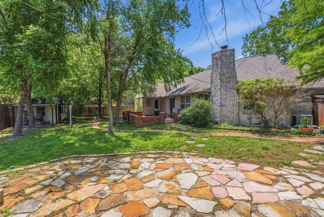 102 S Bonnie Brae, Wichita, KS 67207