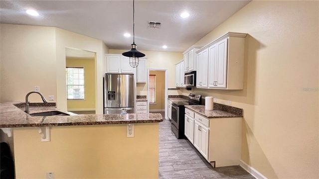 3060 RAMBLER AVENUE, St Cloud, FL 34772