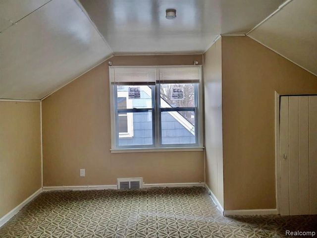 20543 Lindsay Street, Detroit, MI 48235