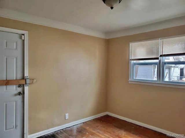 20543 Lindsay Street, Detroit, MI 48235