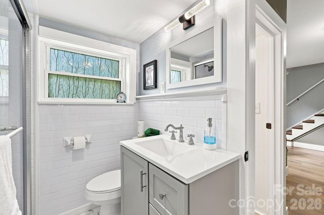 107 Burkemont Avenue, Morganton, NC 28655