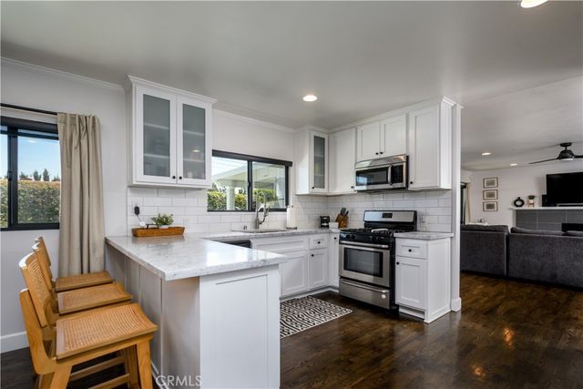 10122 Groveside Avenue, Whittier, CA 90603