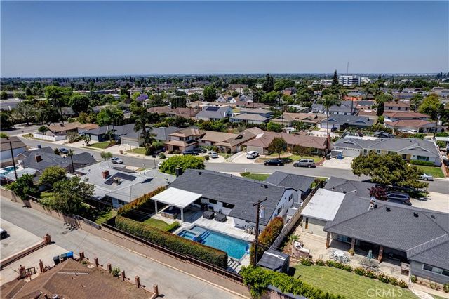 10122 Groveside Avenue, Whittier, CA 90603