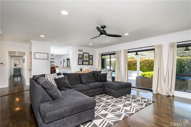 10122 Groveside Avenue, Whittier, CA 90603