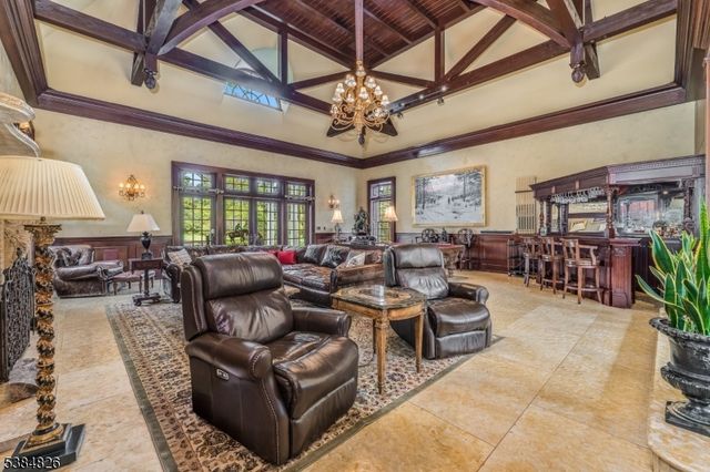 312 Hamden Rd, Franklin Twp., NJ 08801