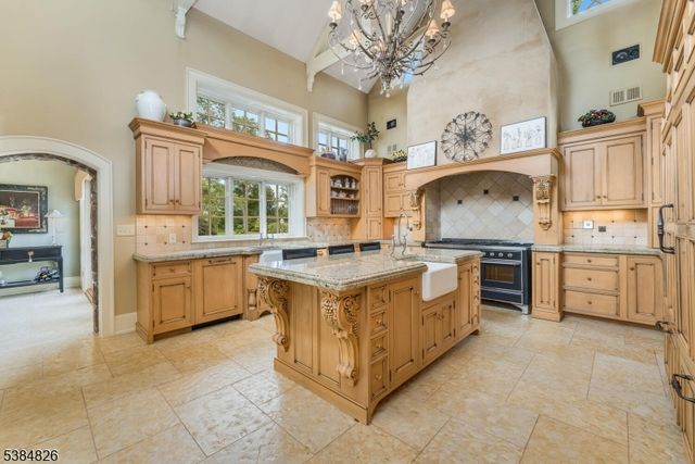 312 Hamden Rd, Franklin Twp., NJ 08801