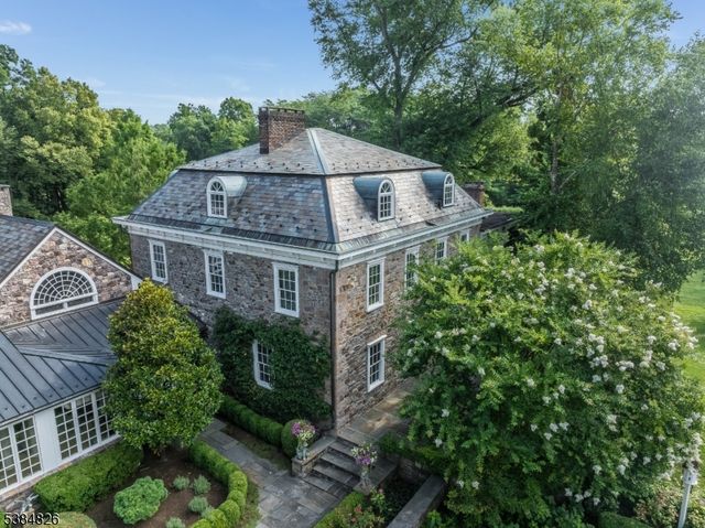 312 Hamden Rd, Franklin Twp., NJ 08801