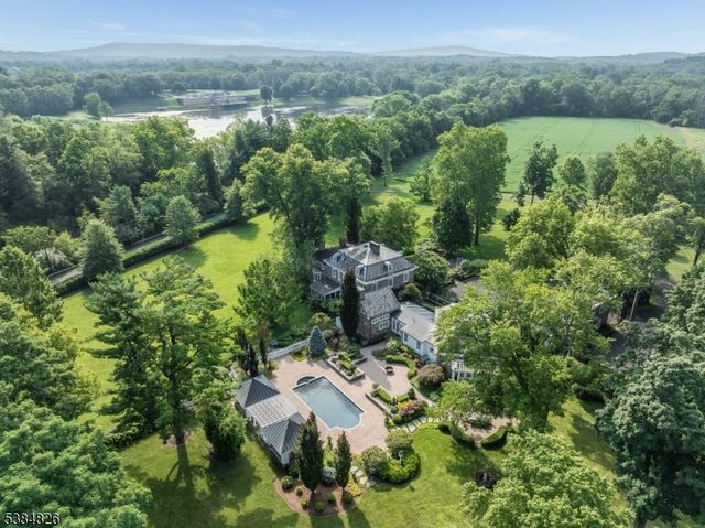 312 Hamden Rd, Franklin Twp., NJ 08801