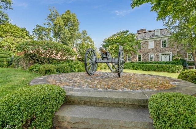 312 Hamden Rd, Franklin Twp., NJ 08801