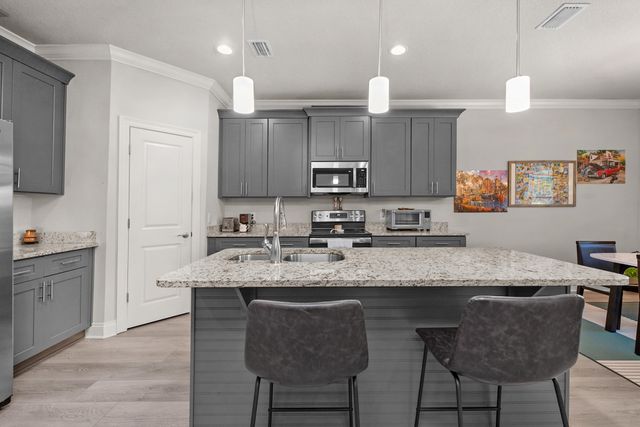 2518 Lovewood Drive, Navarre, FL 32566