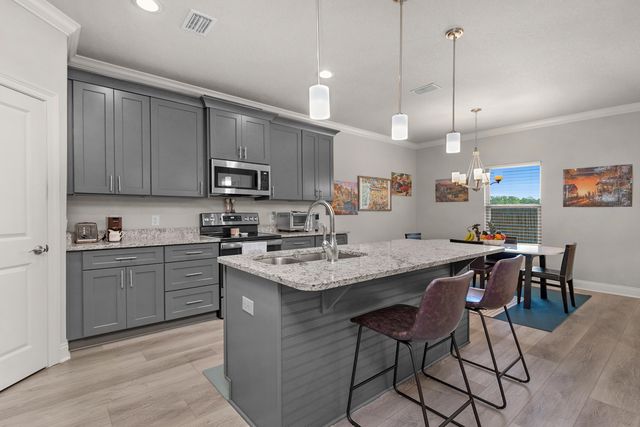 2518 Lovewood Drive, Navarre, FL 32566