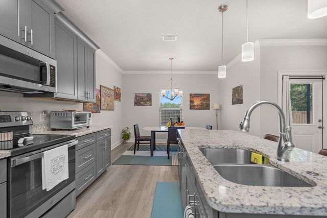 2518 Lovewood Drive, Navarre, FL 32566