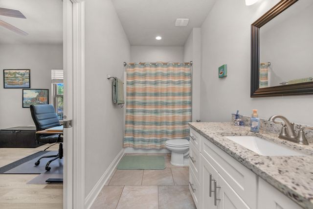 2518 Lovewood Drive, Navarre, FL 32566