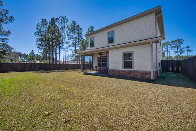 2518 Lovewood Drive, Navarre, FL 32566