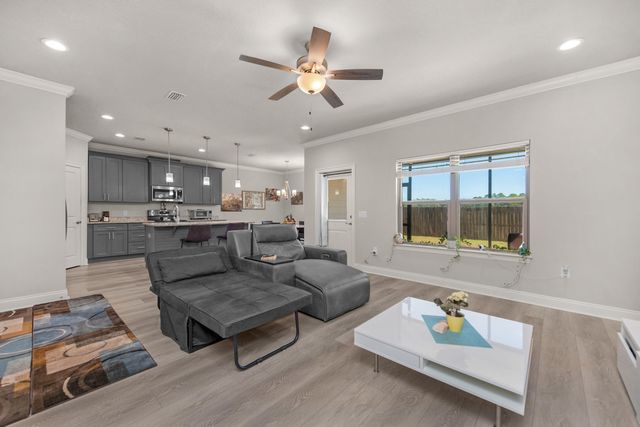 2518 Lovewood Drive, Navarre, FL 32566