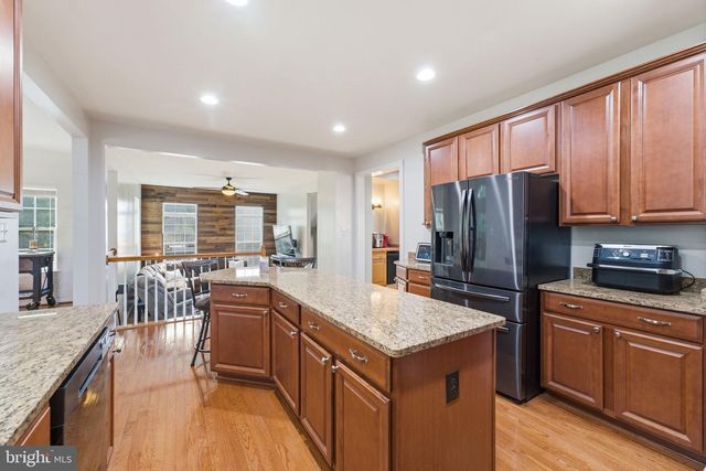 13722 ABBEY MANOR LN, Gainesville, VA 20155