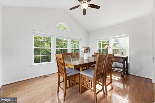 13722 ABBEY MANOR LN, Gainesville, VA 20155